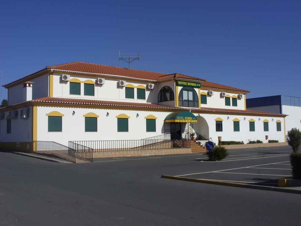 אוריקי Hotel Romba מראה חיצוני תמונה