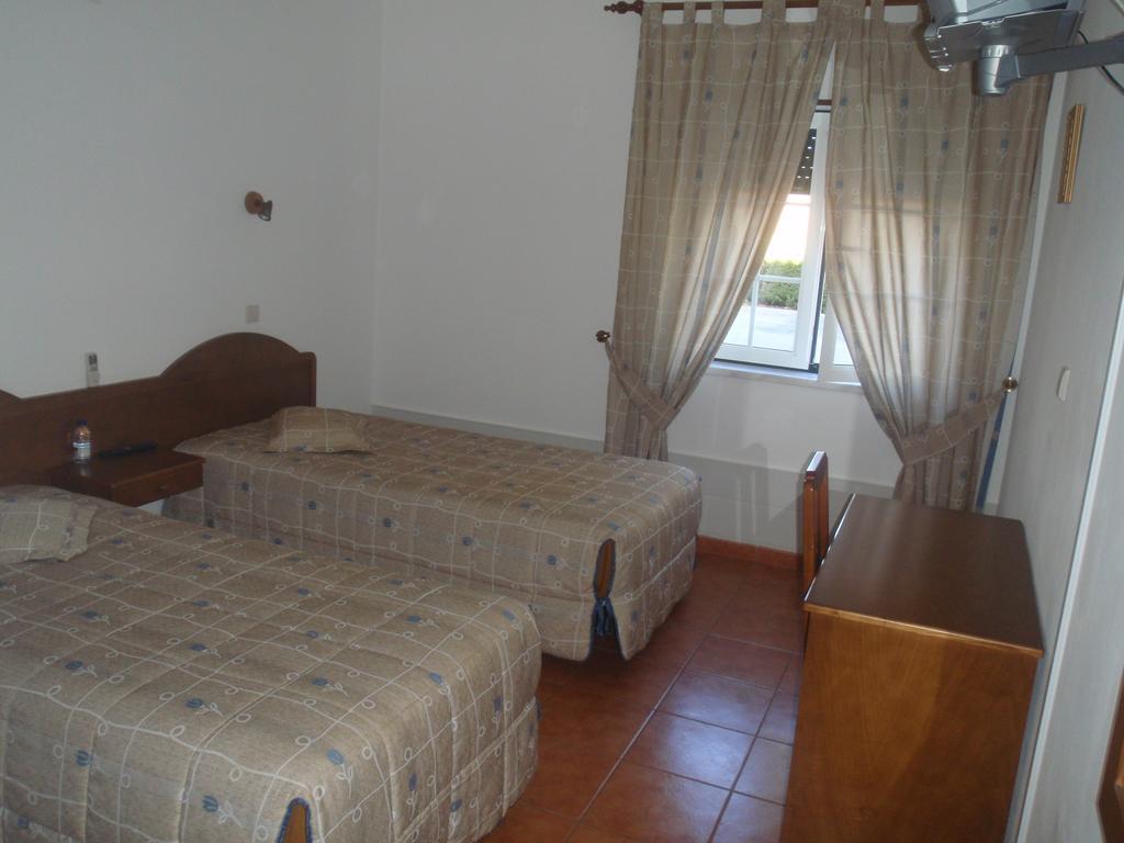 אוריקי Hotel Romba מראה חיצוני תמונה