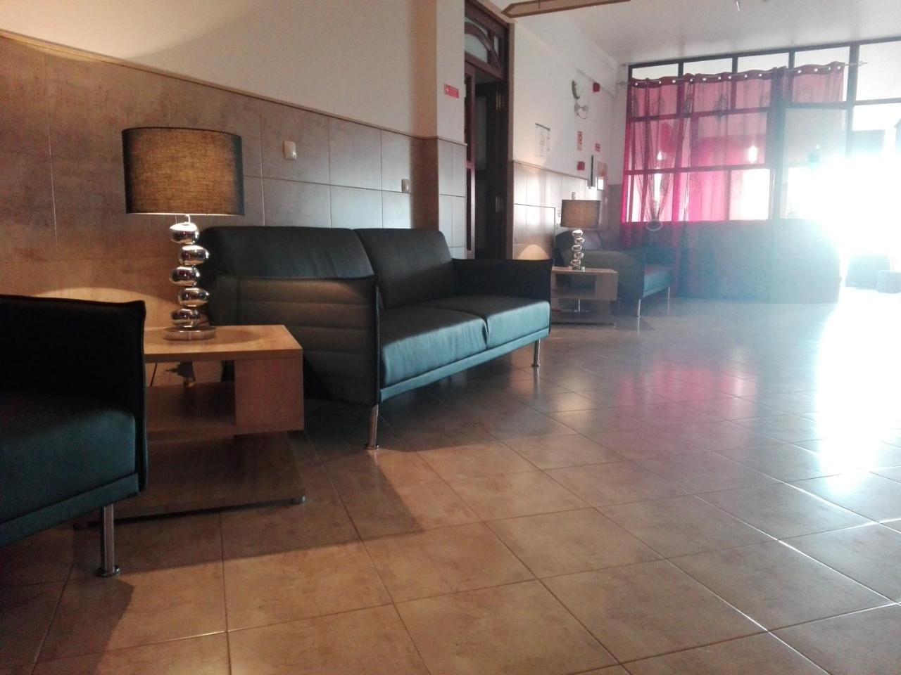 אוריקי Hotel Romba מראה חיצוני תמונה